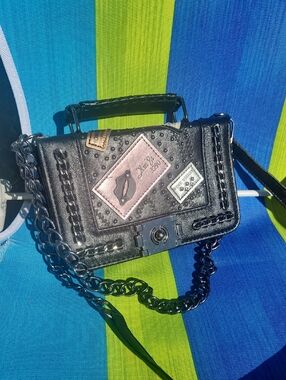✨️Black Mini Chain Crossbody Bag with Patch Accents